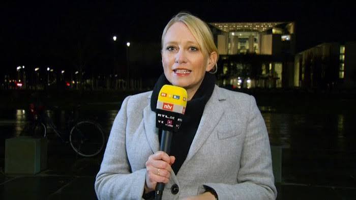 nadine to roxel